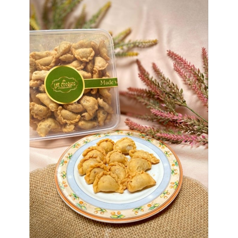 

Pastel Abon Asli Daging By YR Cookies Premium Kemasan 500 gram