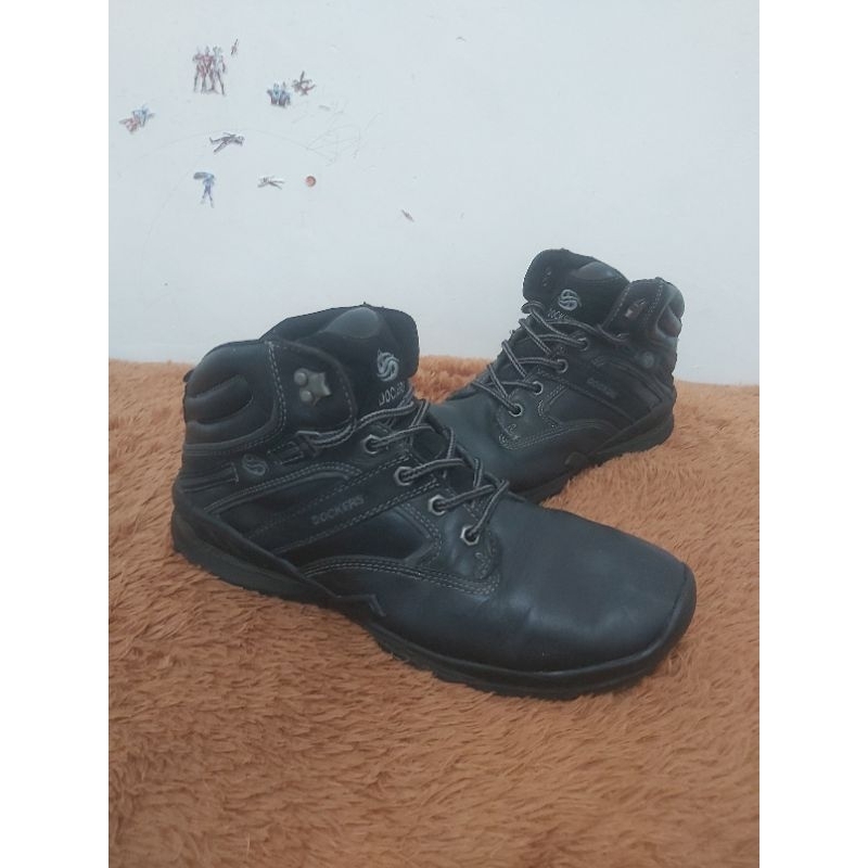 Sepatu Dockers boots full black