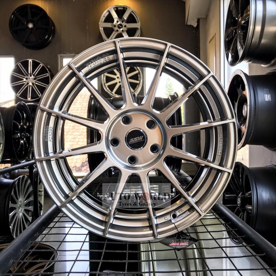 Velg Original SSW S345 (Enkei Spider) Ring 18 PCD 5x114.3 ET 35 Hyper Silver, Black Chrome