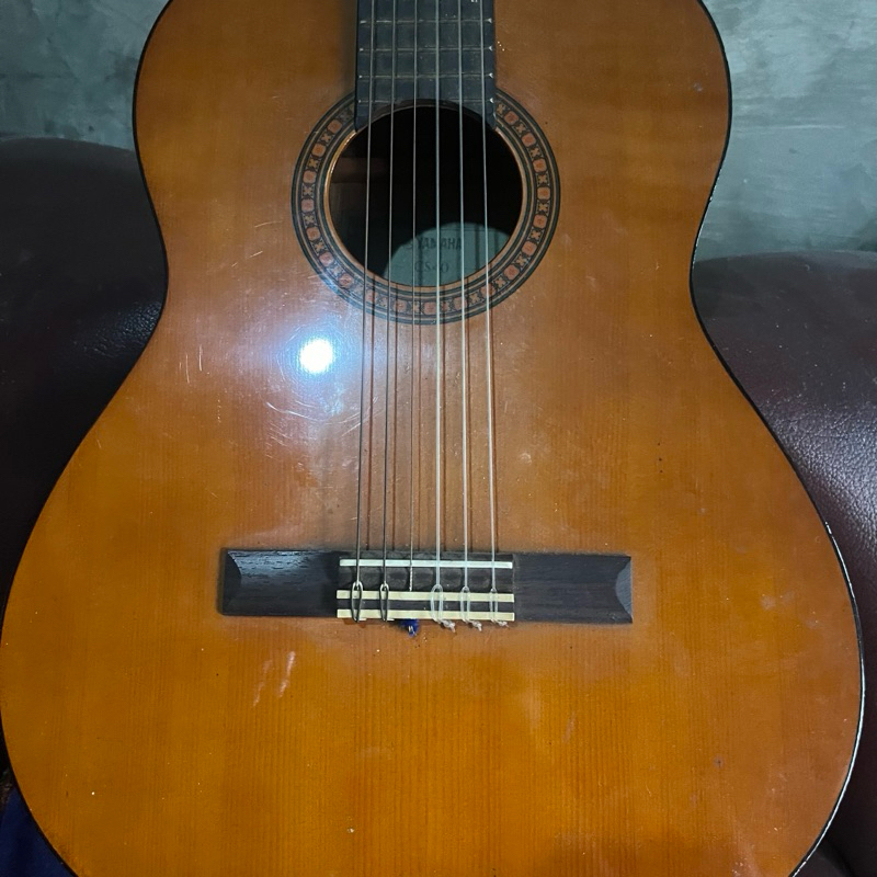 gitar yamaha cs40