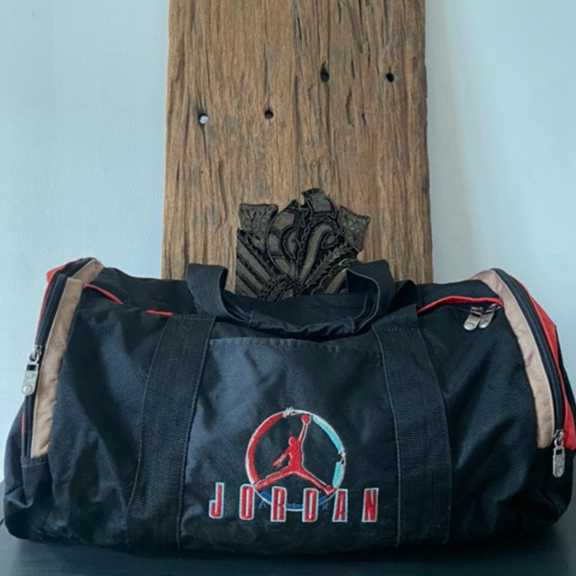 Vintage duffle bag air jordan