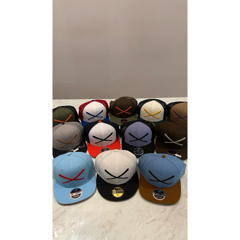 NEW ERA X JUST FITTED SNAPBACK OSFM