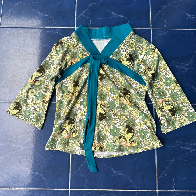 atasan blouse wanita motif print jepang japanese preloved