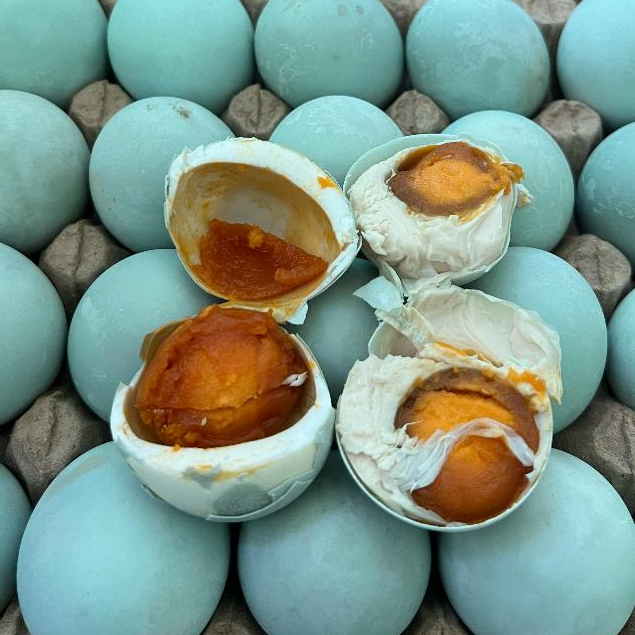 

Telur Asin Masir Gurih Berminyak Oren