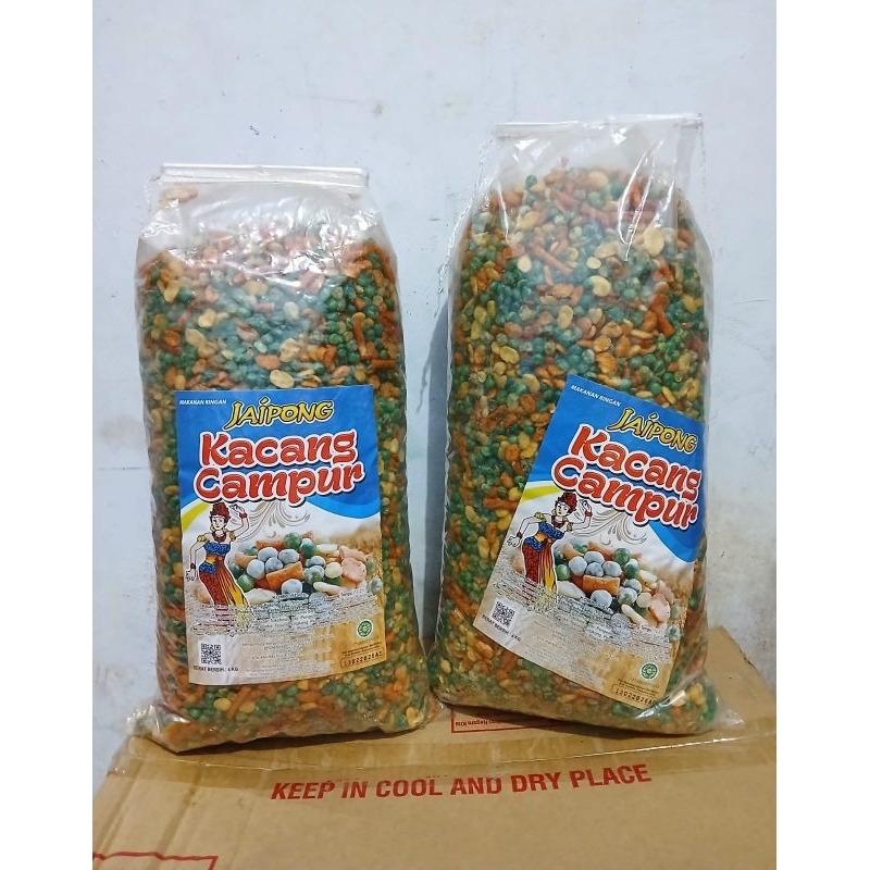 

Snack Lebaran Kacang Campur