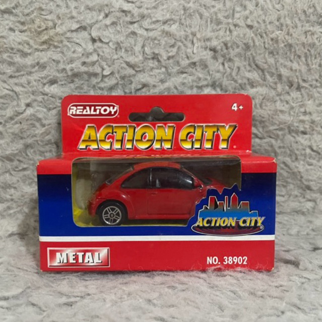 Action City Realtoy Volkswagen New Beetle Merah