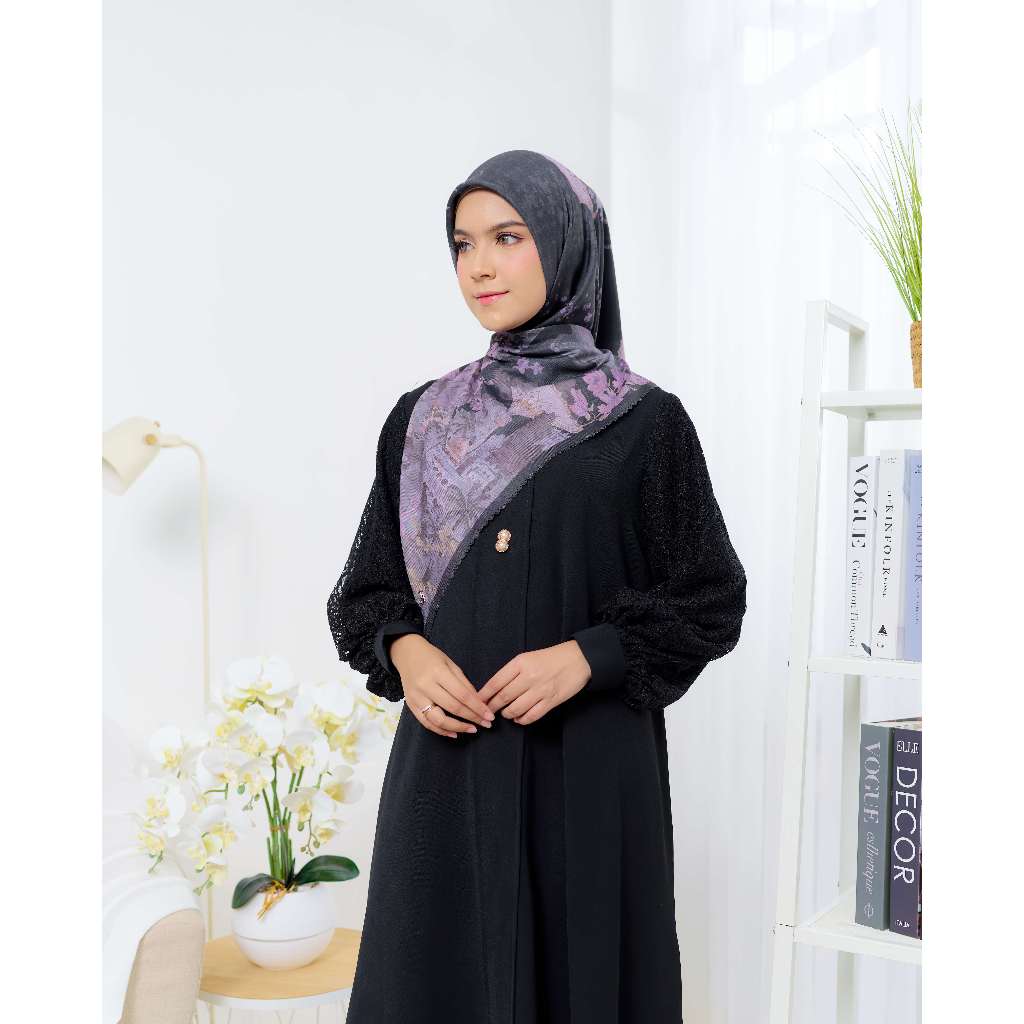 WLOV YANTI ADENI - Bundling Jihan Abaya X Nabawiyah Scarf - Set Gamis & Hijab Hitam Elegan
