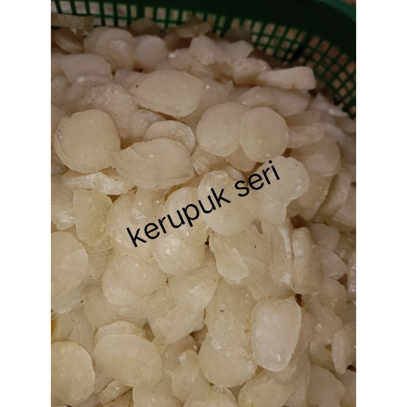 

Kerupuk mini rasa jengkol