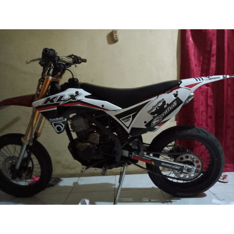 Stiker Decal Motor Klx Gordon Fullbody Stiker Klx Gordon Simpel Keren Bebas Request