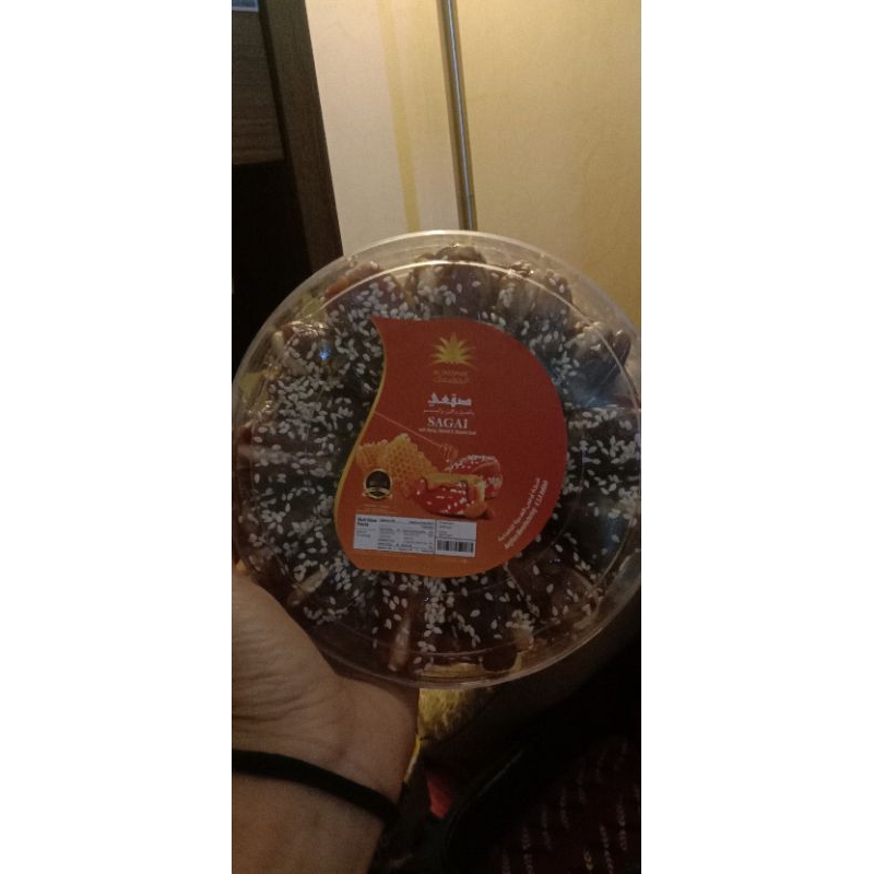 kurma sagai honey,almond and wijen
