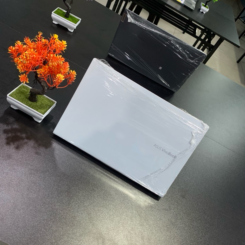 Laptop Asus Vivobook X413JA like new