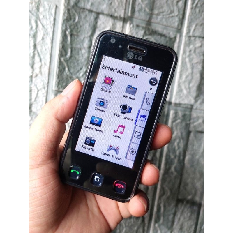 LG KC910 camera phone Langka jadul / xenon flash / flagship phone/ rare item / camera phone ,/ kolek