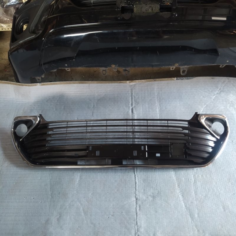 Grill grile bawah Ram Bumper Toyota Camry Hybrid 2015 2016 ORIGINAL