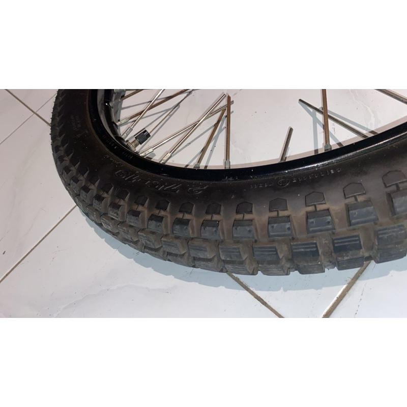 velg 19 hitam