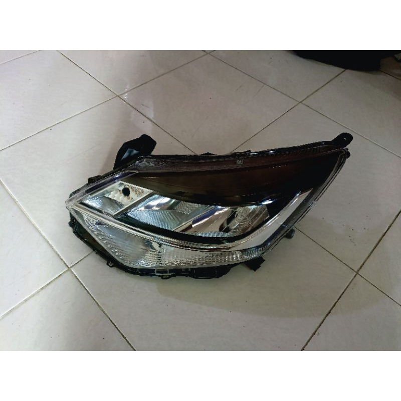 headlamp lampu depan sigra/calya model led original