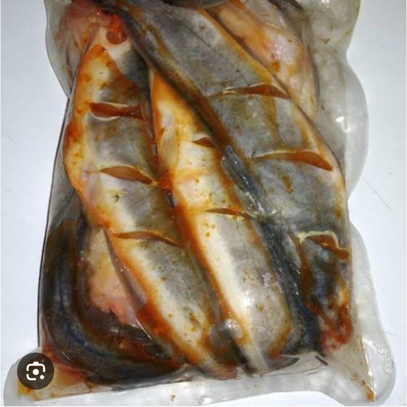 

lele bumbu kuning siap goreng