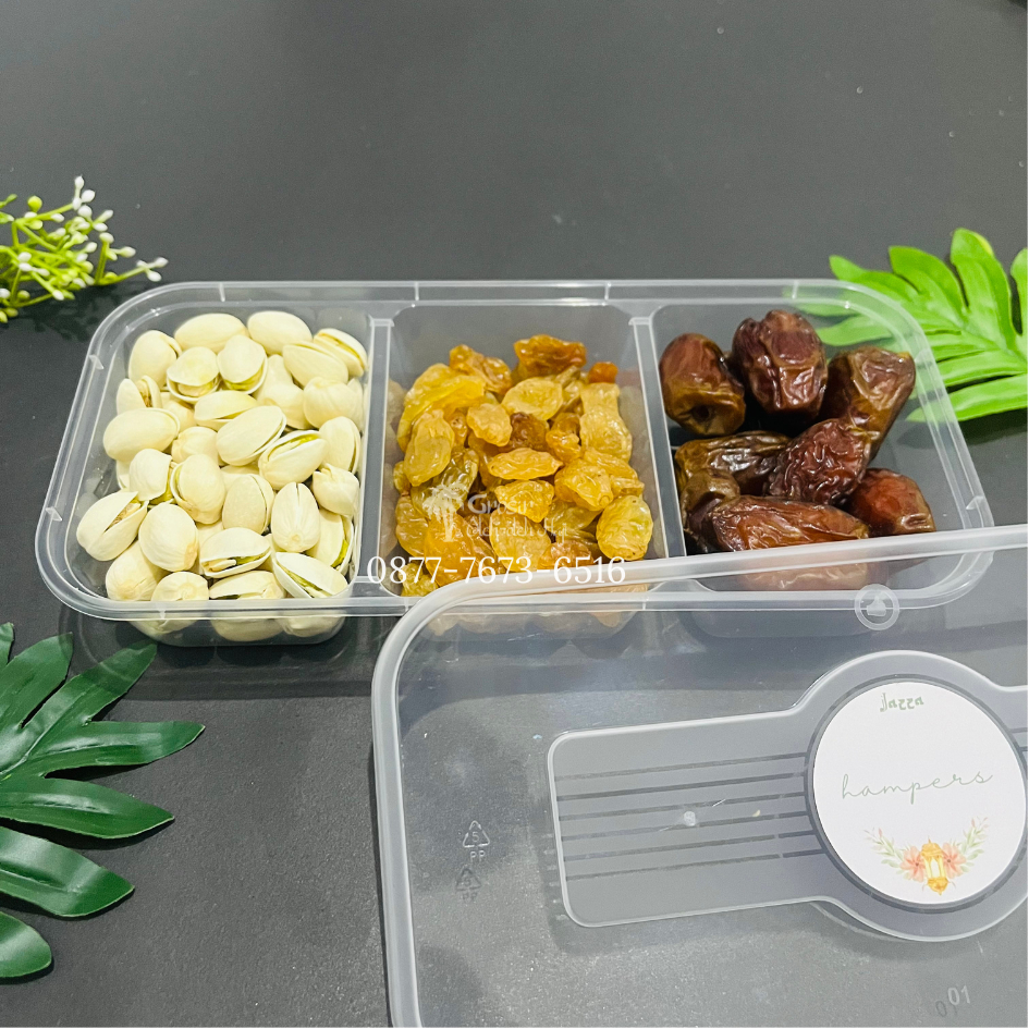 

Paket Hampers Exclusive Thinwall Sekat 3 / 3 Macam Paket Coklat Kacang Kismis Kurma Almond Pistachio