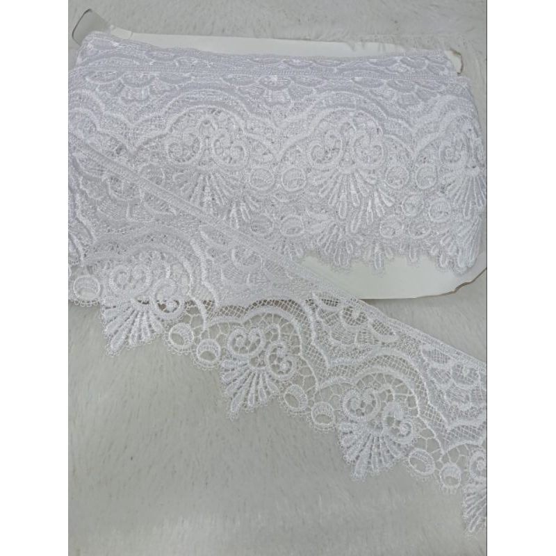 Renda bordir motif gunung lebar 20cm