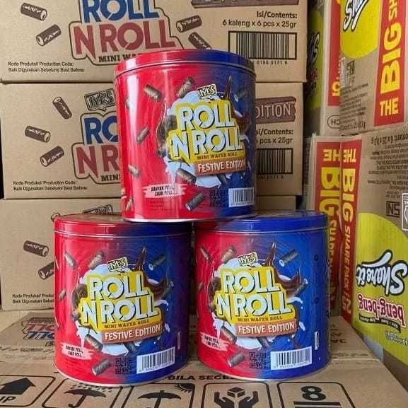 

Iyes Roll N Roll Mini Wafer Roll Krim Coklat Vanilla Kaleng 150 gr