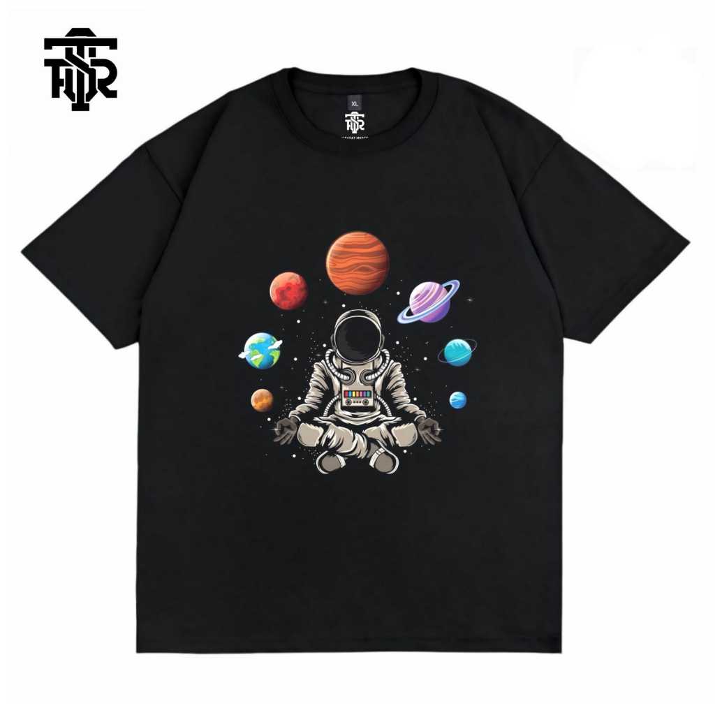 Tshirt Baju Kaos Distro Pria Wanita Streetwear Cotton Combed 24s Astronot Black Tees Firasat Merch