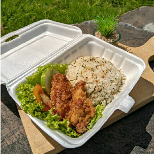 

Ayam Goreng Bawang Putih | Nasi Daun Jeruk
