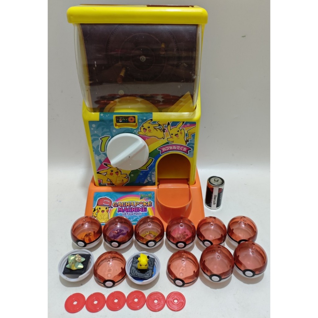 nintendo pokemon sun & moon gachapoke machine gashapon gumball machine gacha poke figure moncolle ge