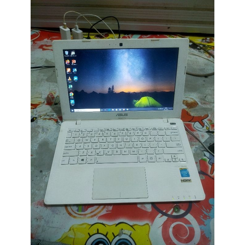Netbook Asus Slim murmer