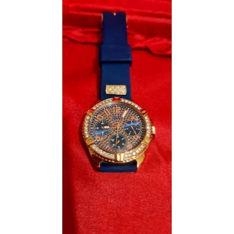 

Guess kardus ada original cewek
