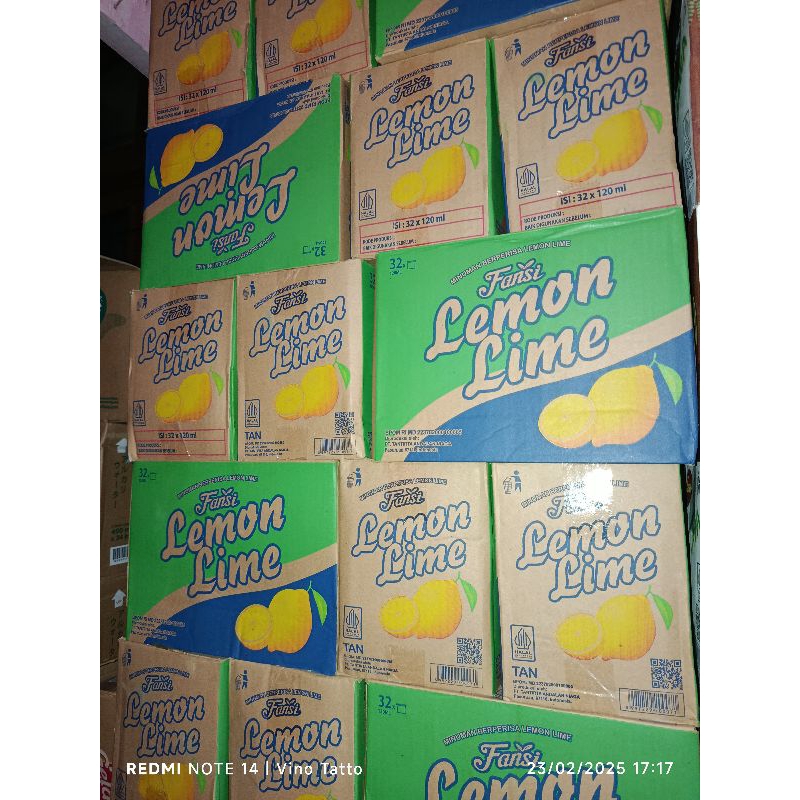 

Fansi Lemon Lime minuman kemasan rasa lime 1 dos isi 32 x 120ml