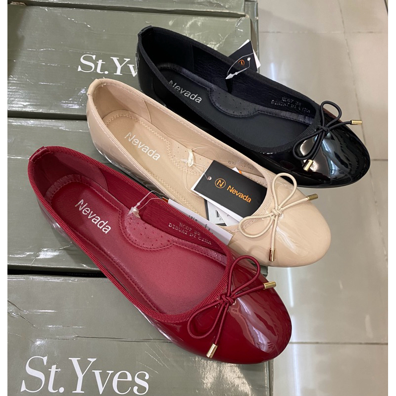 SEPATU WANITA NEVADA FLAT SHOES