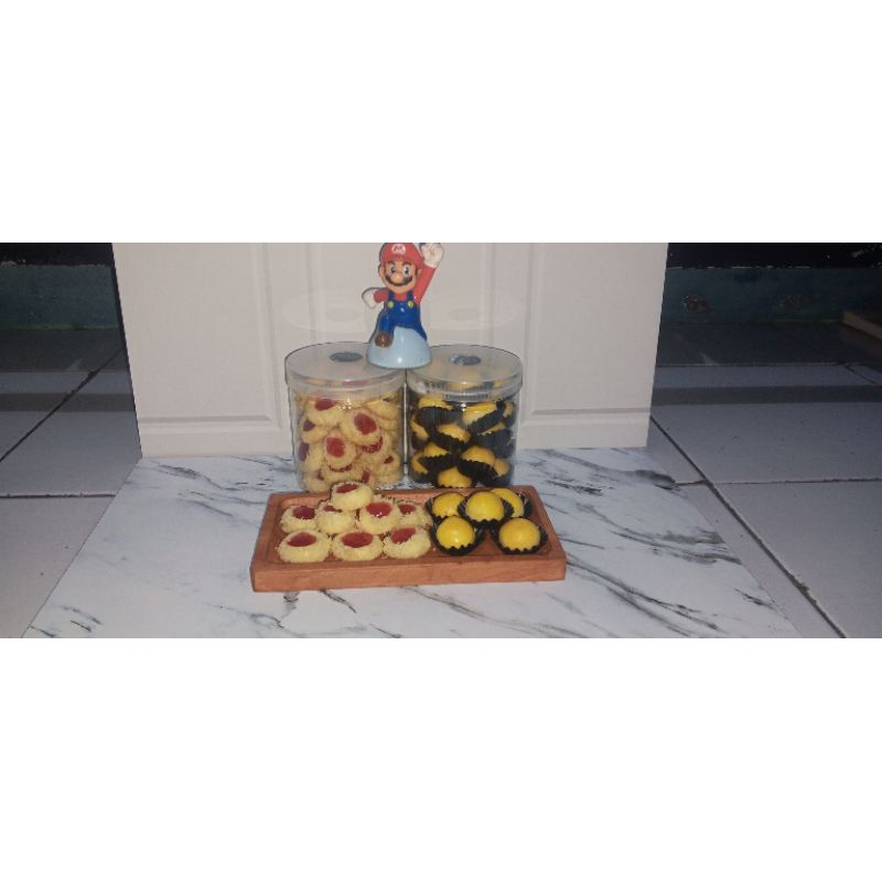 

Thumbprint strawberry