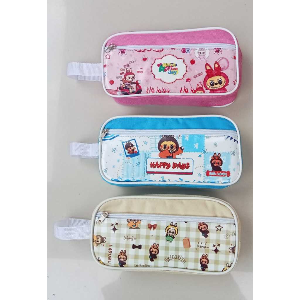 

TEMPAT PENSIL LABUBU VIRAL / KOTAK PENSIL 2 SLETING/RESLETING /RITSLETING / PENYIMPANAN ALAT TULIS