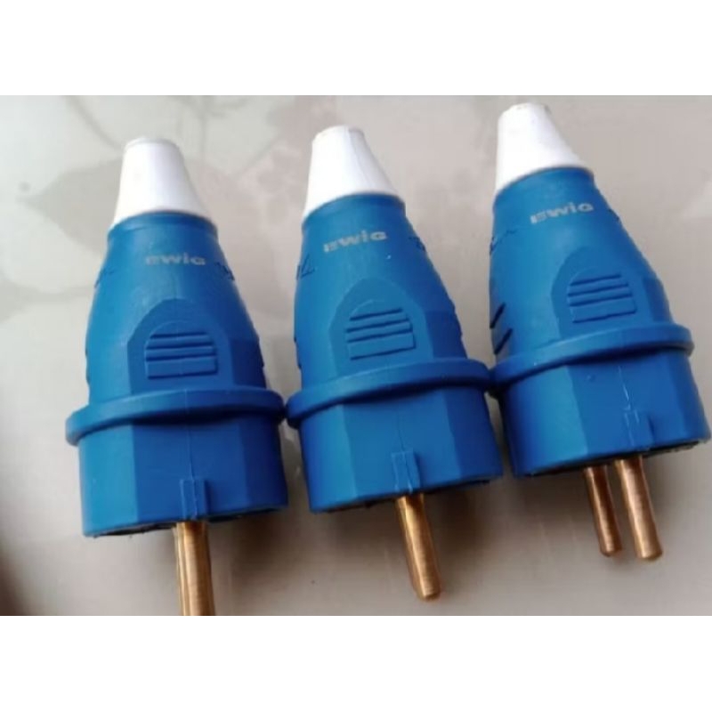 Star+ Steker Merk EWIG model buil up 16A/250VSteker ewig model buil up steker power amplifier col..