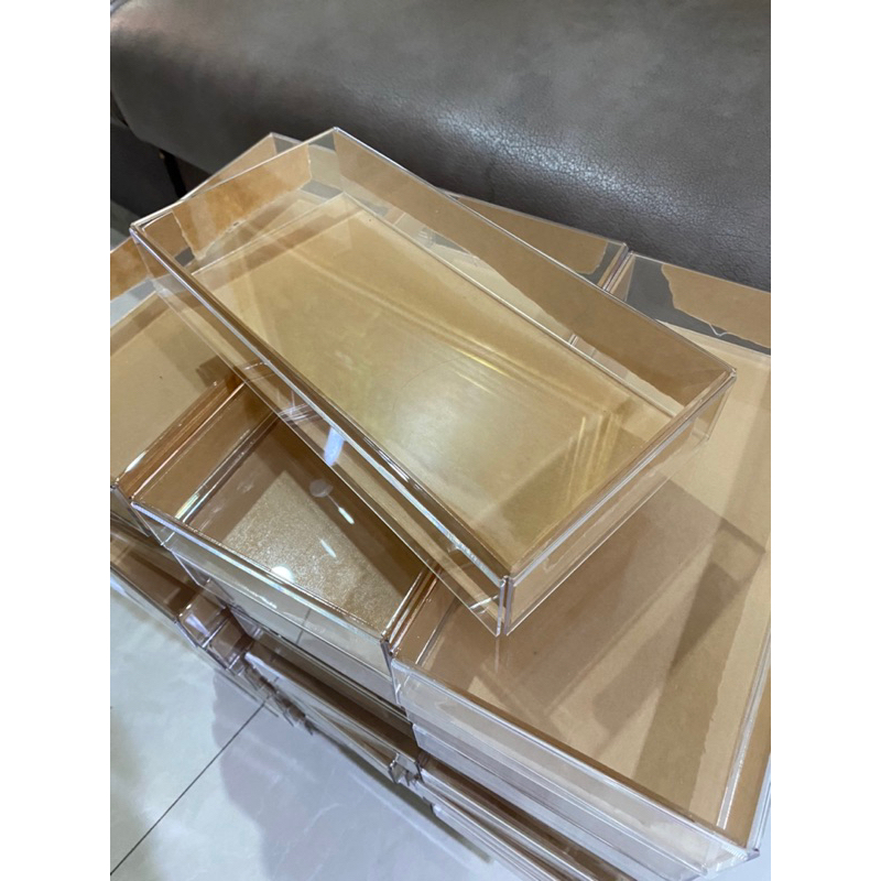 

Kotak box hamper kue hiasan akrilik idul fitri eid mubarak lebaran lapis legit mochi spiku spikoe soft cookie