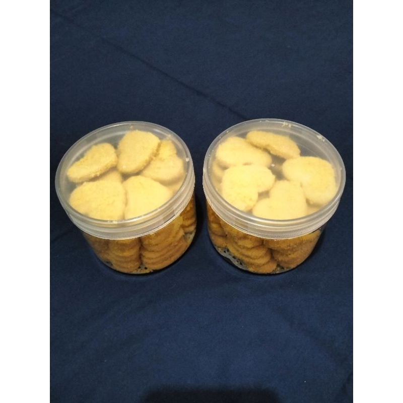 

Paket Kue Putri Salju dan Kue Keju Crackers Hati