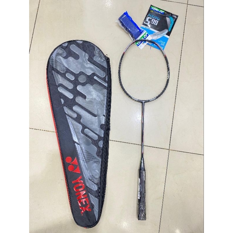 Yonex Voltric 200