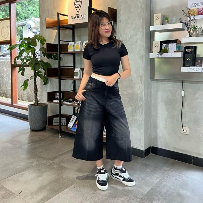 Jorts Baggy Short Jeans Wanita SKATER