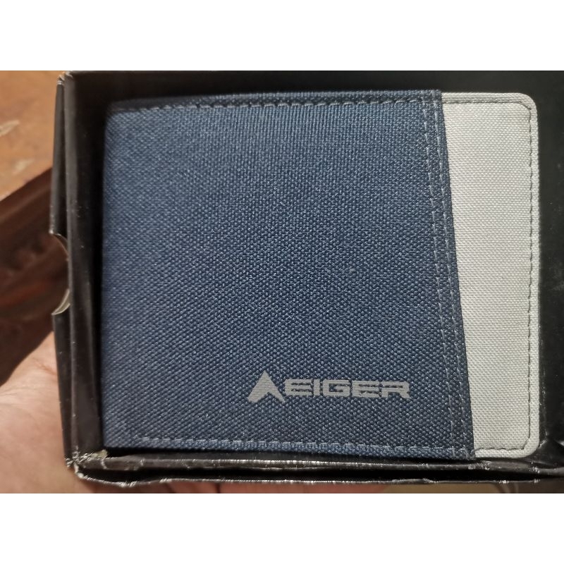dompet eiger