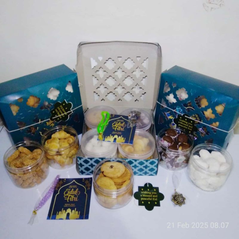 

Kue Kering 4Toples