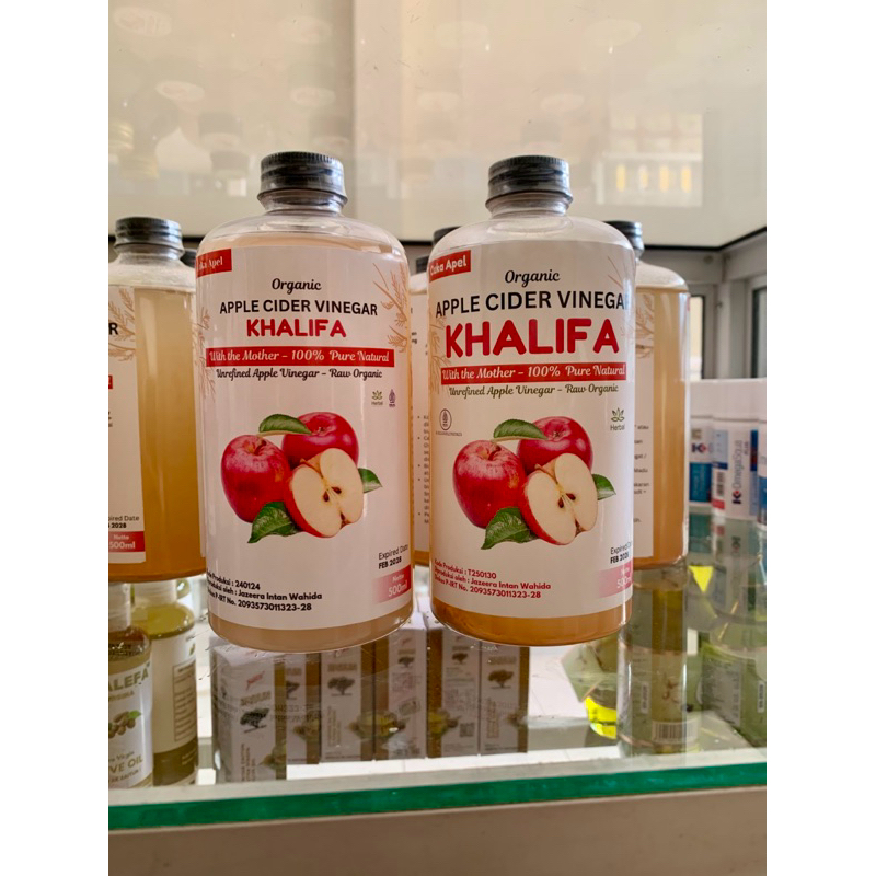 

CUKA APEL KHALIFA 500ML WITH THE MOTHER PURE ORGANIC APPLE CIDER VINEGAR