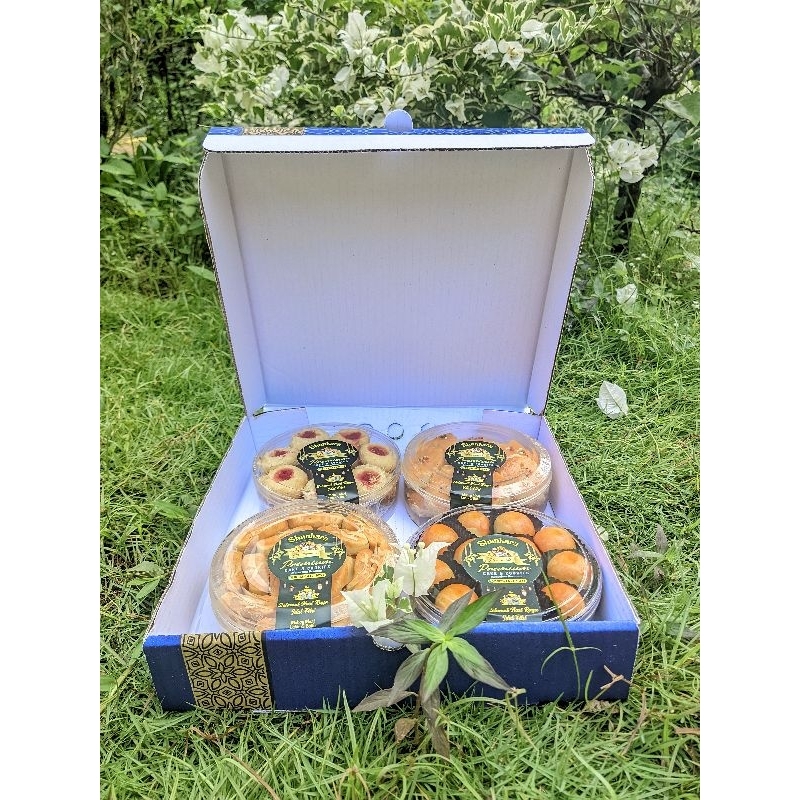 

PAKET HAMPERS KUE KERING RAMADHAN KEMASAN TOPLES 250 GRAM