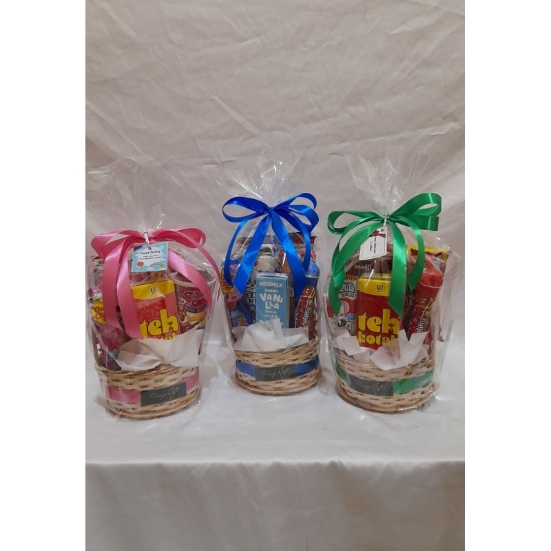 

WINGS GIFT FANCY MIDI PARCEL parcel lebaran hampers lebaran parcel lebaran anak parcel lebaran mini hampers lebaran anak hampers lebaran mini parcel snack anak bingkisan anak ultah bingkisan ulang tahun snack ulang tajun anak