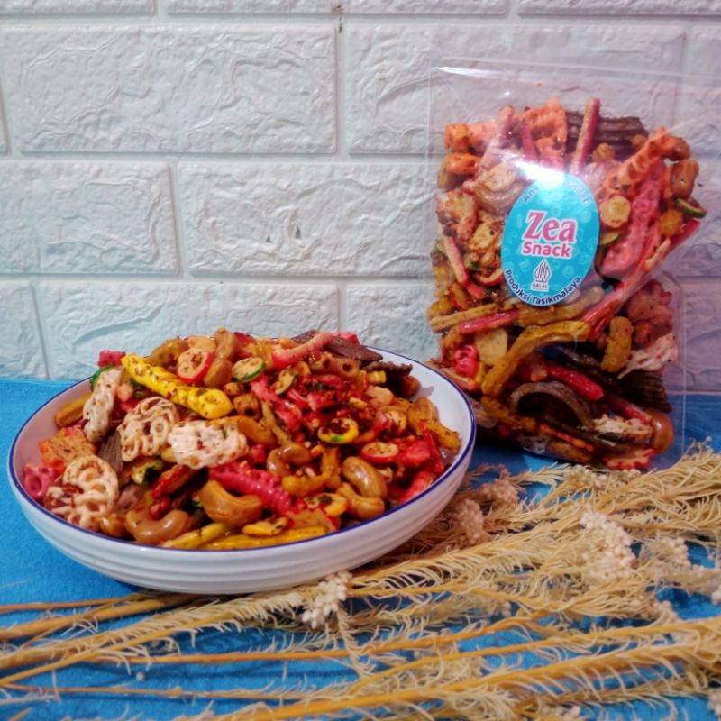 

Seblak kering mix pedas daun jeruk // kerupuk seblak bantet // sebring 250 gr