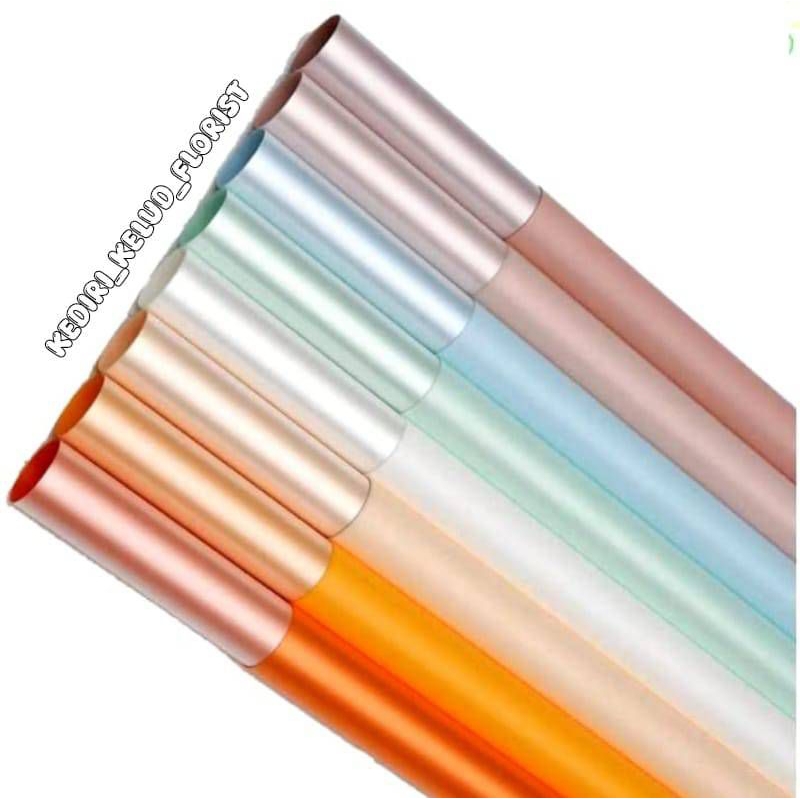 

Free Packing Bi Color Metallic Cellophane Waterproof Kertas Bunga Metalik 2 Warna Cellophane Bi Colour Kertas Pembungkusan Bunga
