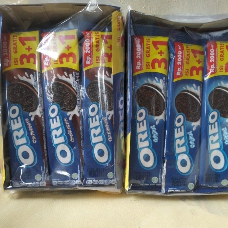 

Oreo Biskuit rasa coklat dan vanila