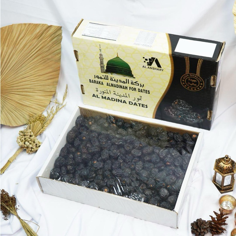 

Kurma Ajwa Premium