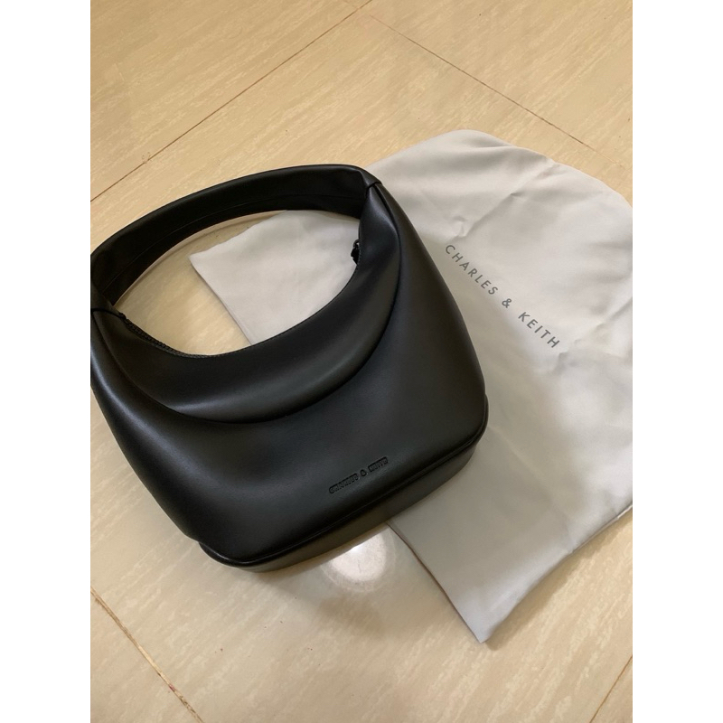 preloved tas charles and keith ori