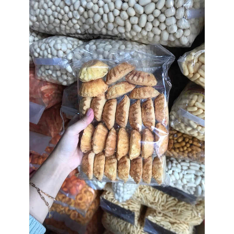 

Bolu Kering 2000 gram