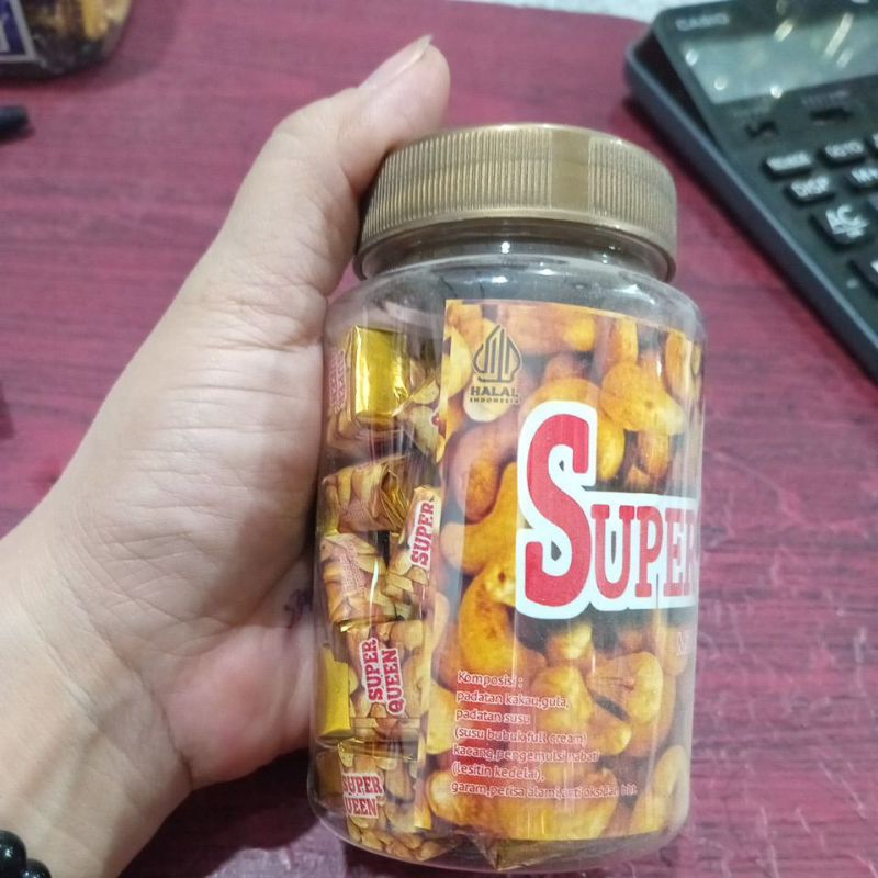 

Coklat SuperQueen isi 50