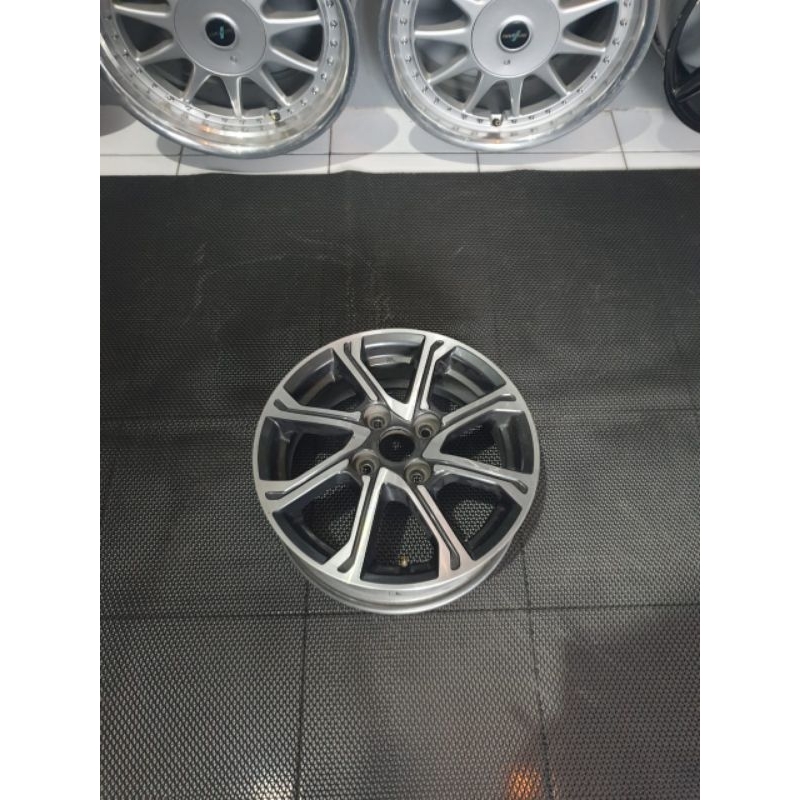velg bijian buat serep/cadangan velg sigra R14 4x100